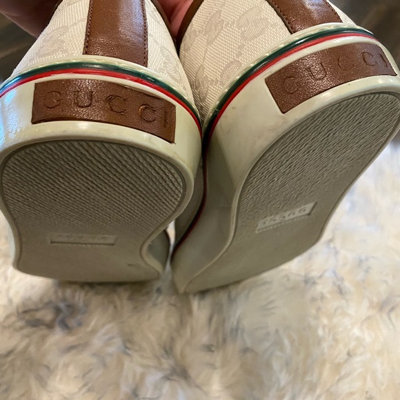 Gucci leather accented sneakers in cognac and cream. - Picture 4 of 6